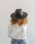 Dakota Triangle Crown - Gigi Pip