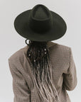 Dakota Triangle Crown - Gigi Pip