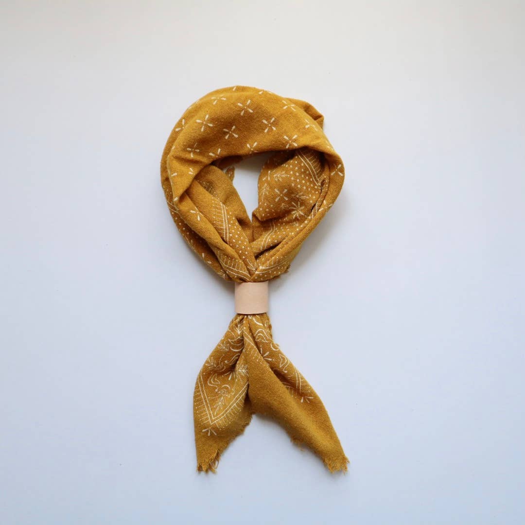 Desert Gold Classic Print Naturally Dyed Bandana (white)