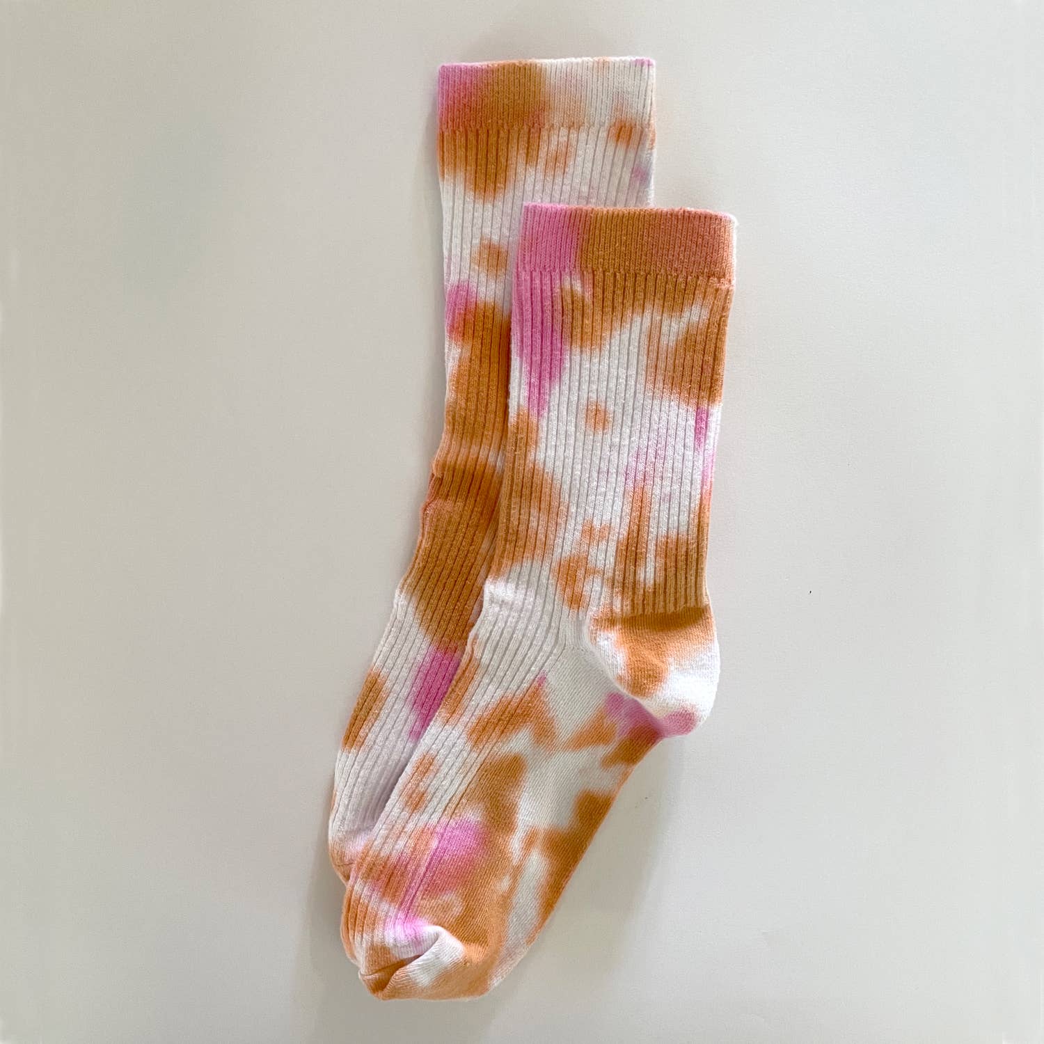 Dusty Tie-Dye Dressy Socks (Women’s)