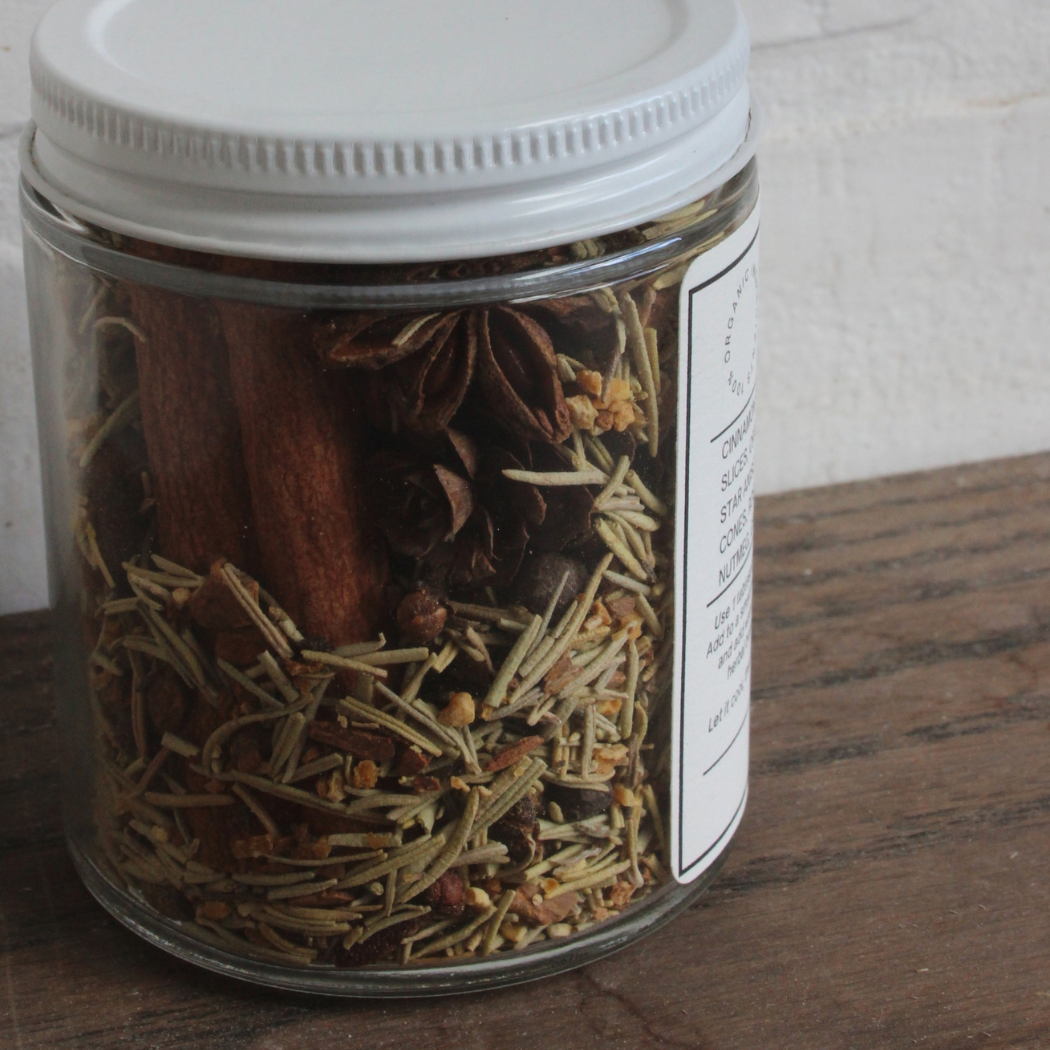 Christmas Classic | A Nostalgic Simmer Pot Blend