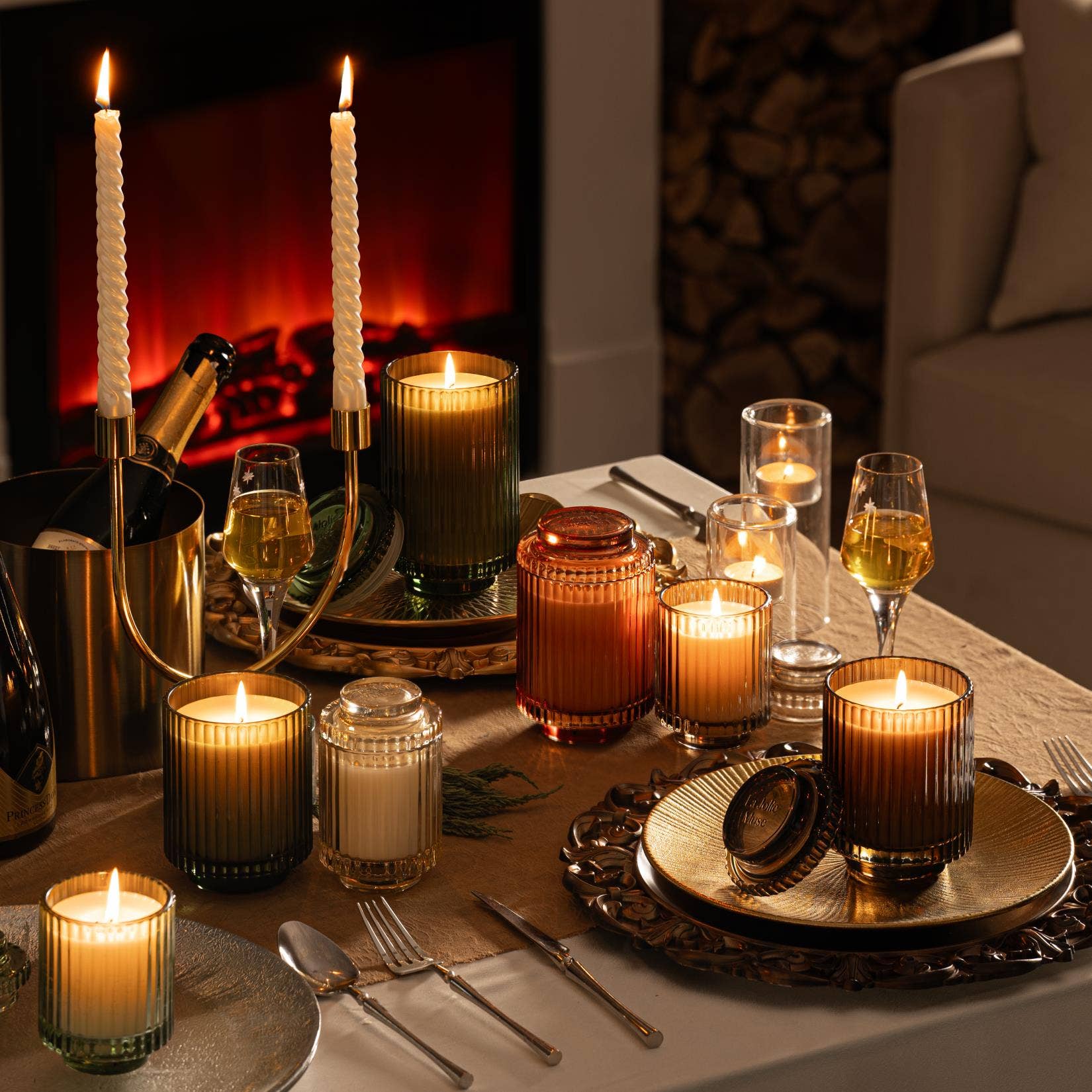 Saffron &amp; Oud Candle