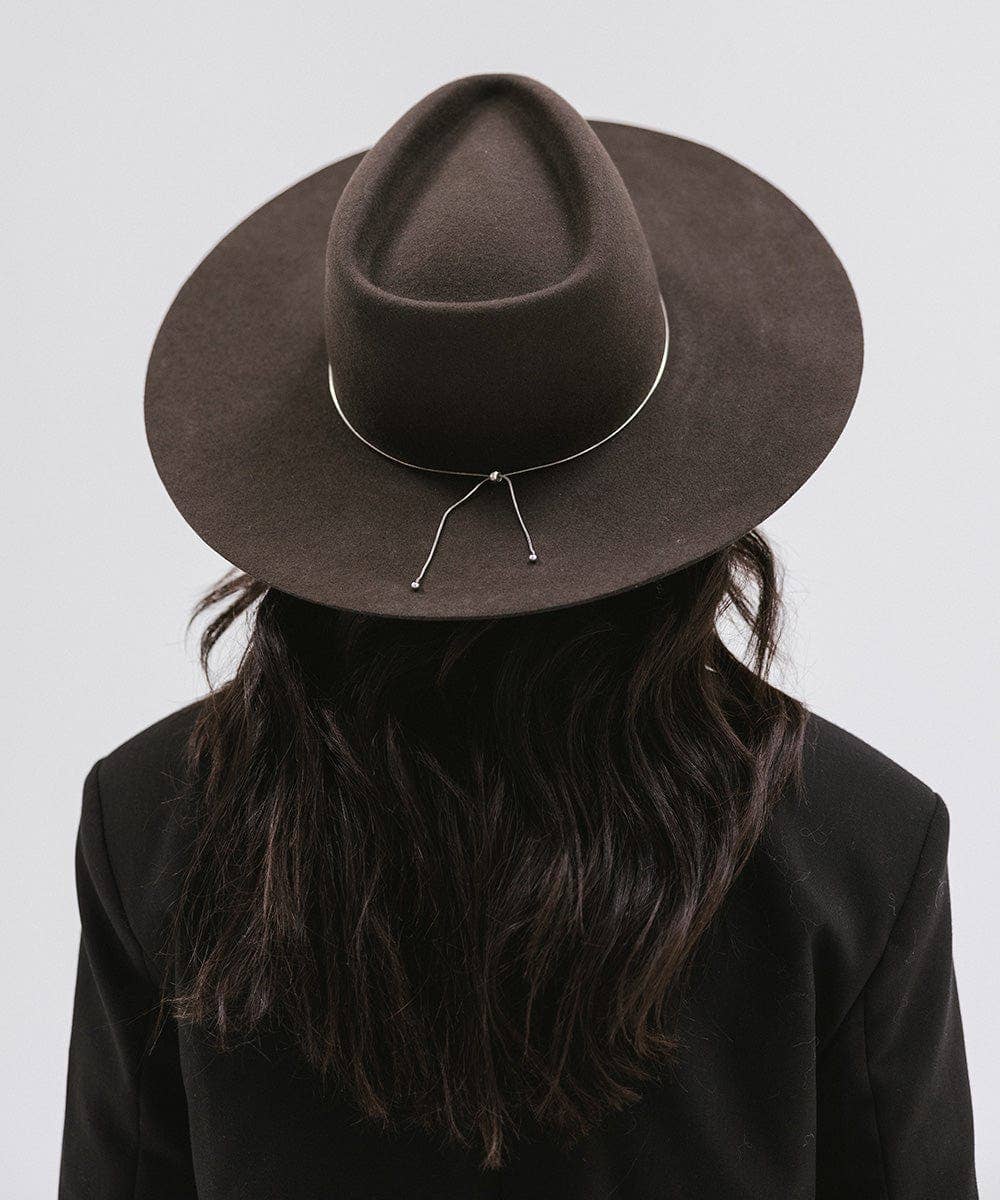 Dakota Triangle Crown - Gigi Pip