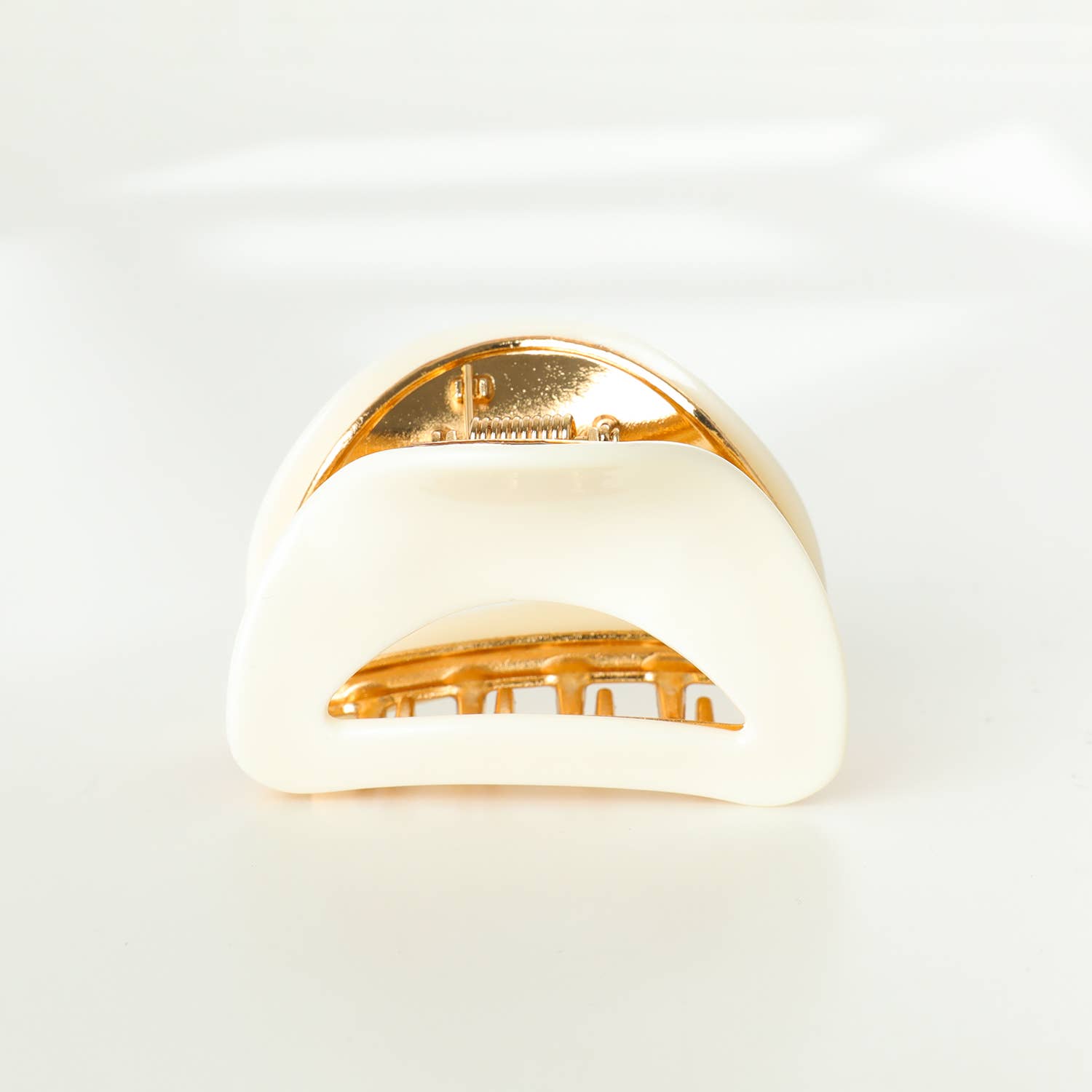 Nadia Claw Clip  | Medium Curved Metal Claw Clip