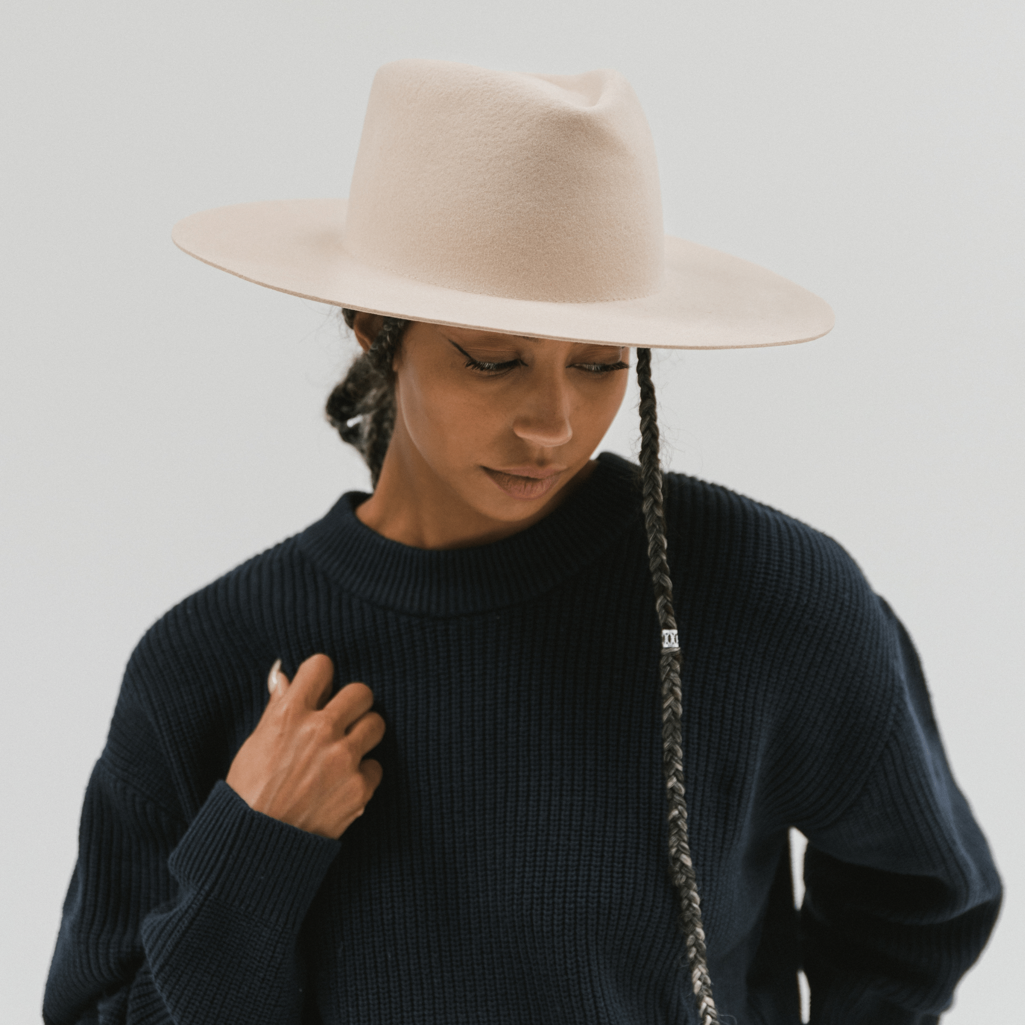 Dakota Triangle Crown - Gigi Pip