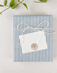 Daisy mini enclosure notecard